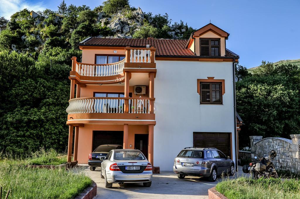 טרביניה Apartman Selena מראה חיצוני תמונה
