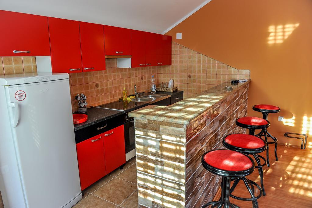 טרביניה Apartman Selena מראה חיצוני תמונה